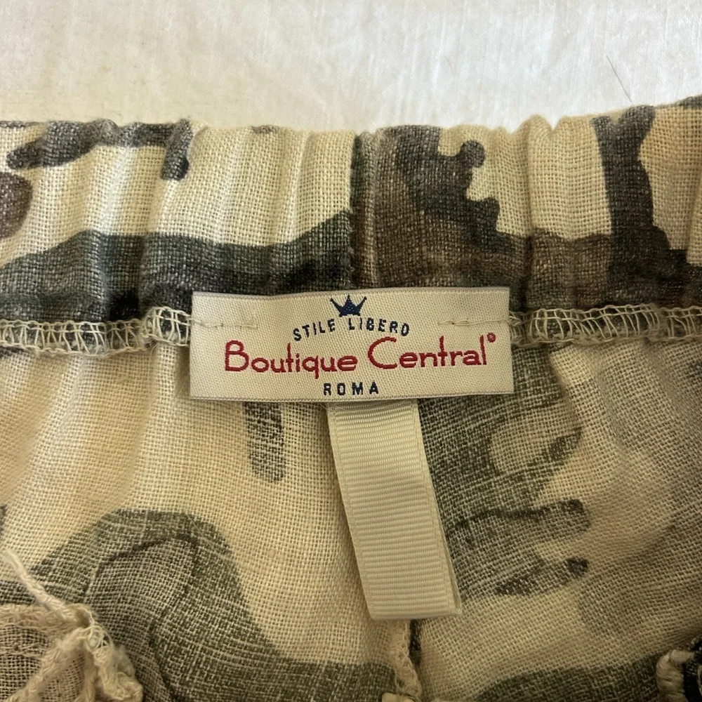 Boutique Central Camouflage Pants From Italy - Picture 2 of 2